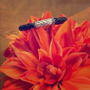 David Yurman men’s leather and diamond bracelet